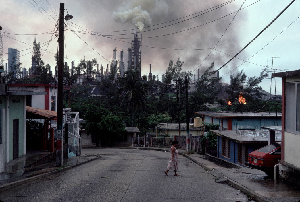 Archillect ID 385872