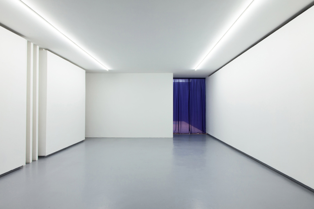 Archillect ID 385902