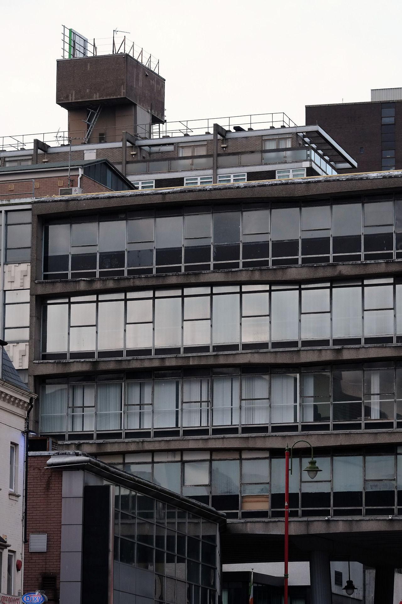 Archillect ID 385918