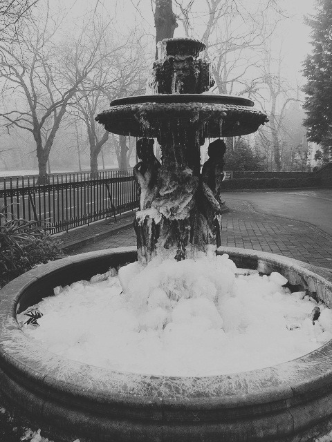 Archillect ID 385919