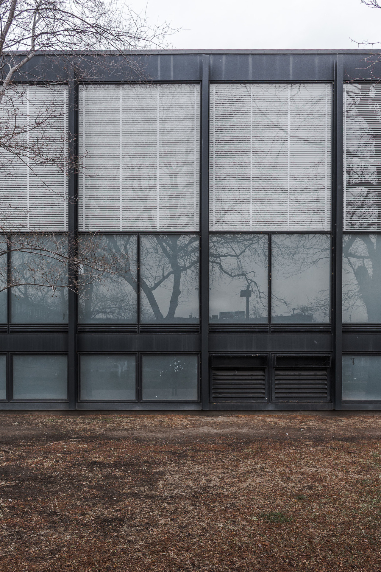 Archillect ID 385921