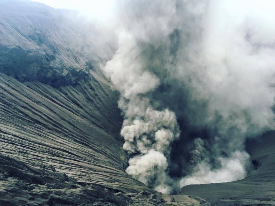 Archillect ID 385943