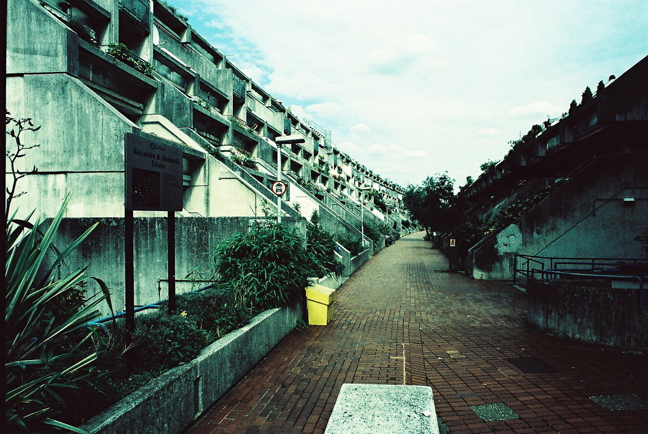 Archillect ID 385944