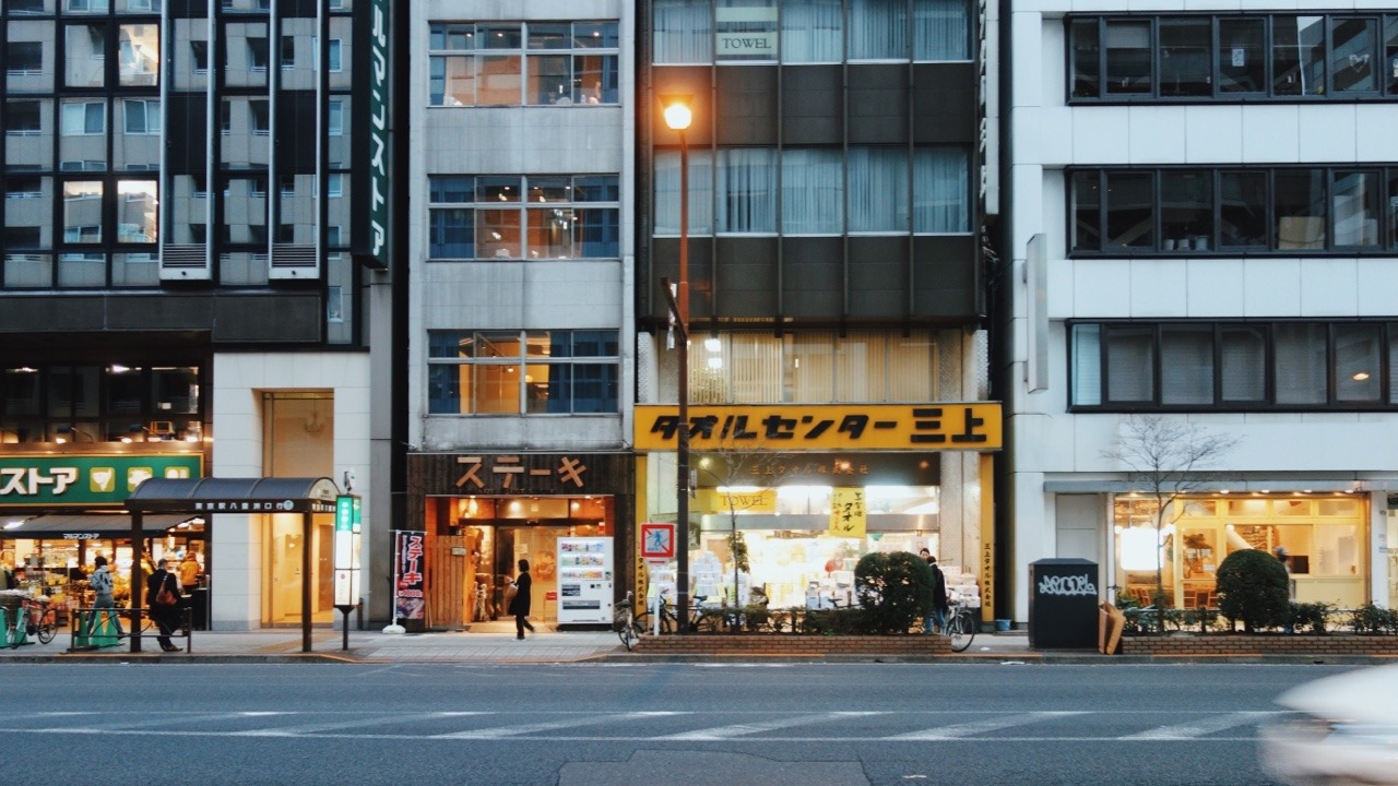 Archillect ID 385947