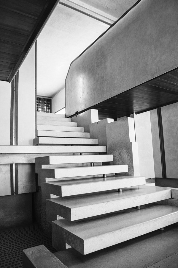 Archillect ID 385952