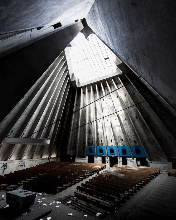 Archillect ID 386008