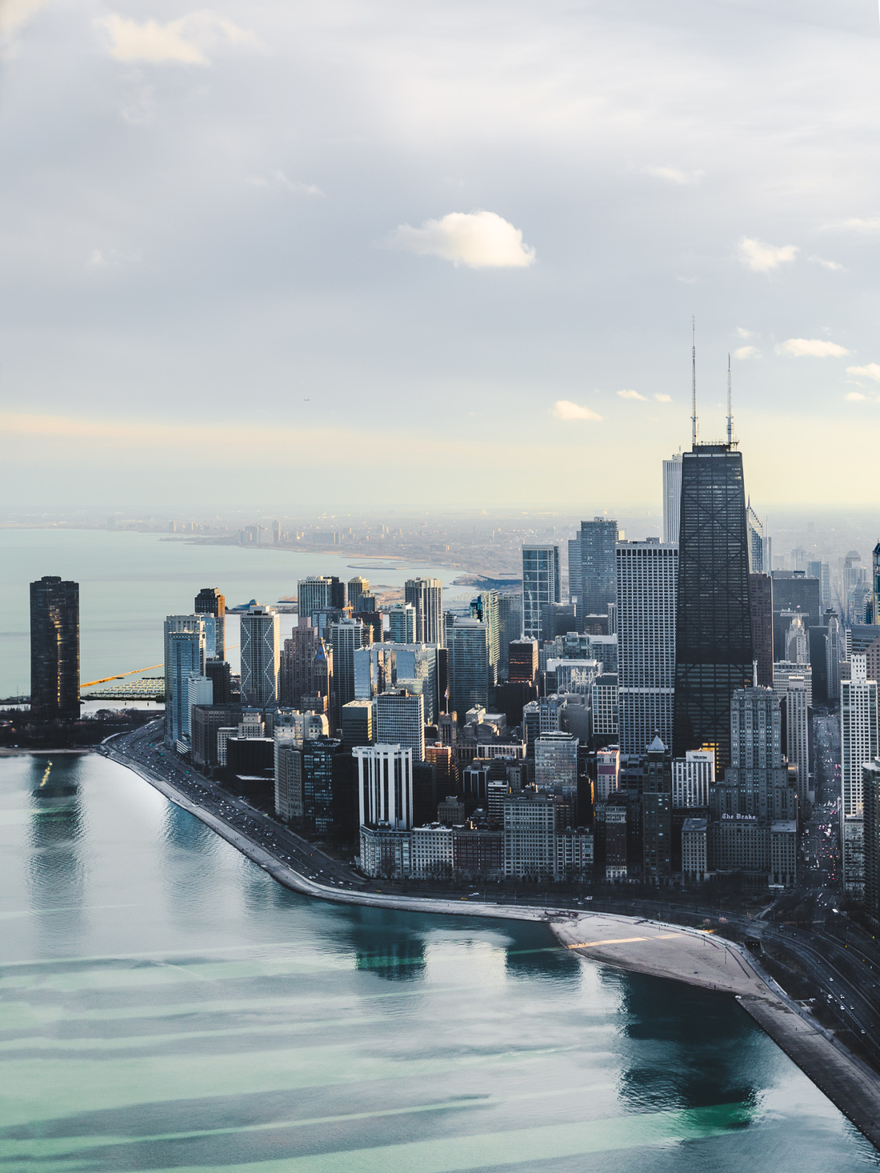 Archillect ID 386030