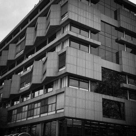 Archillect ID 386032