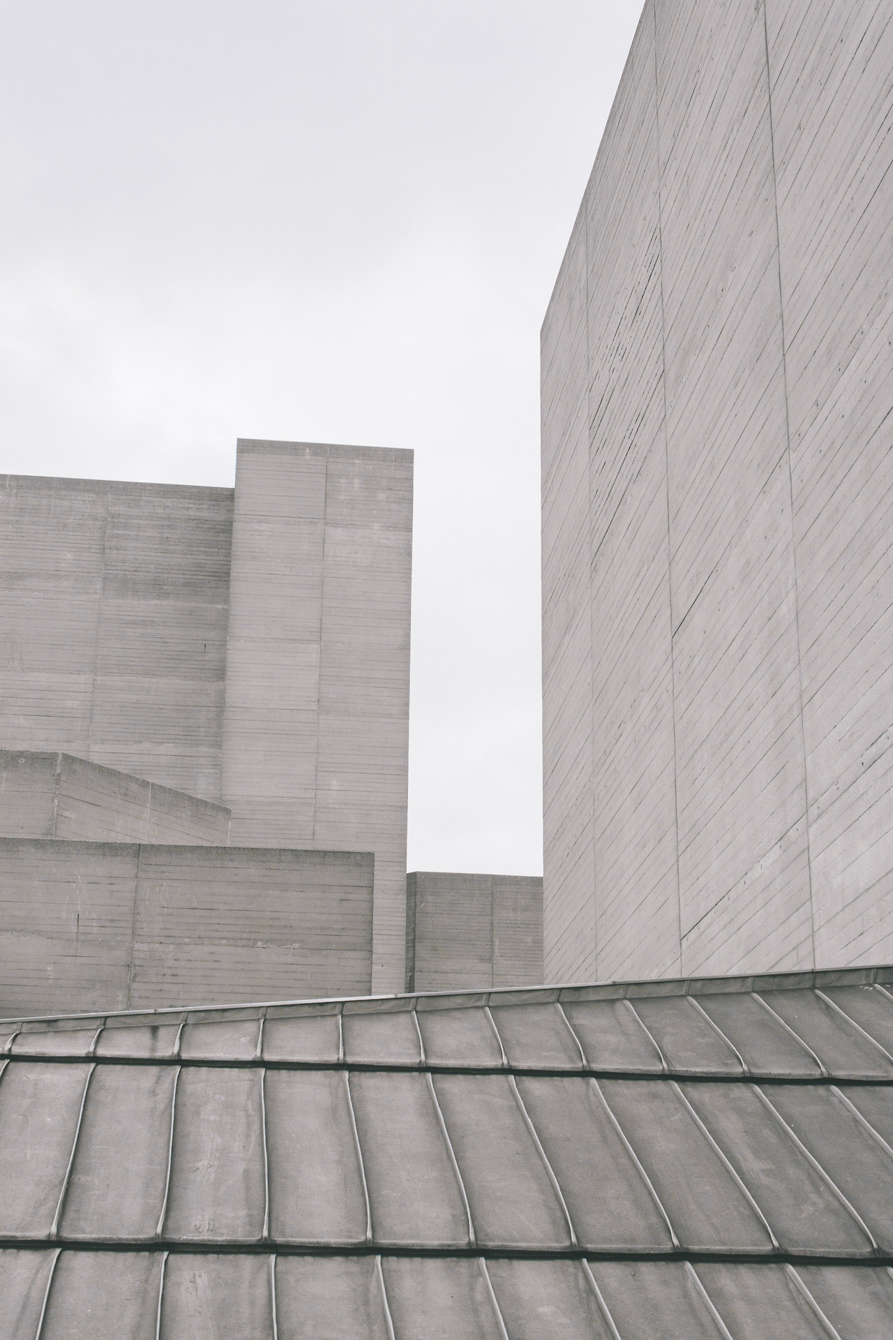 Archillect ID 386079