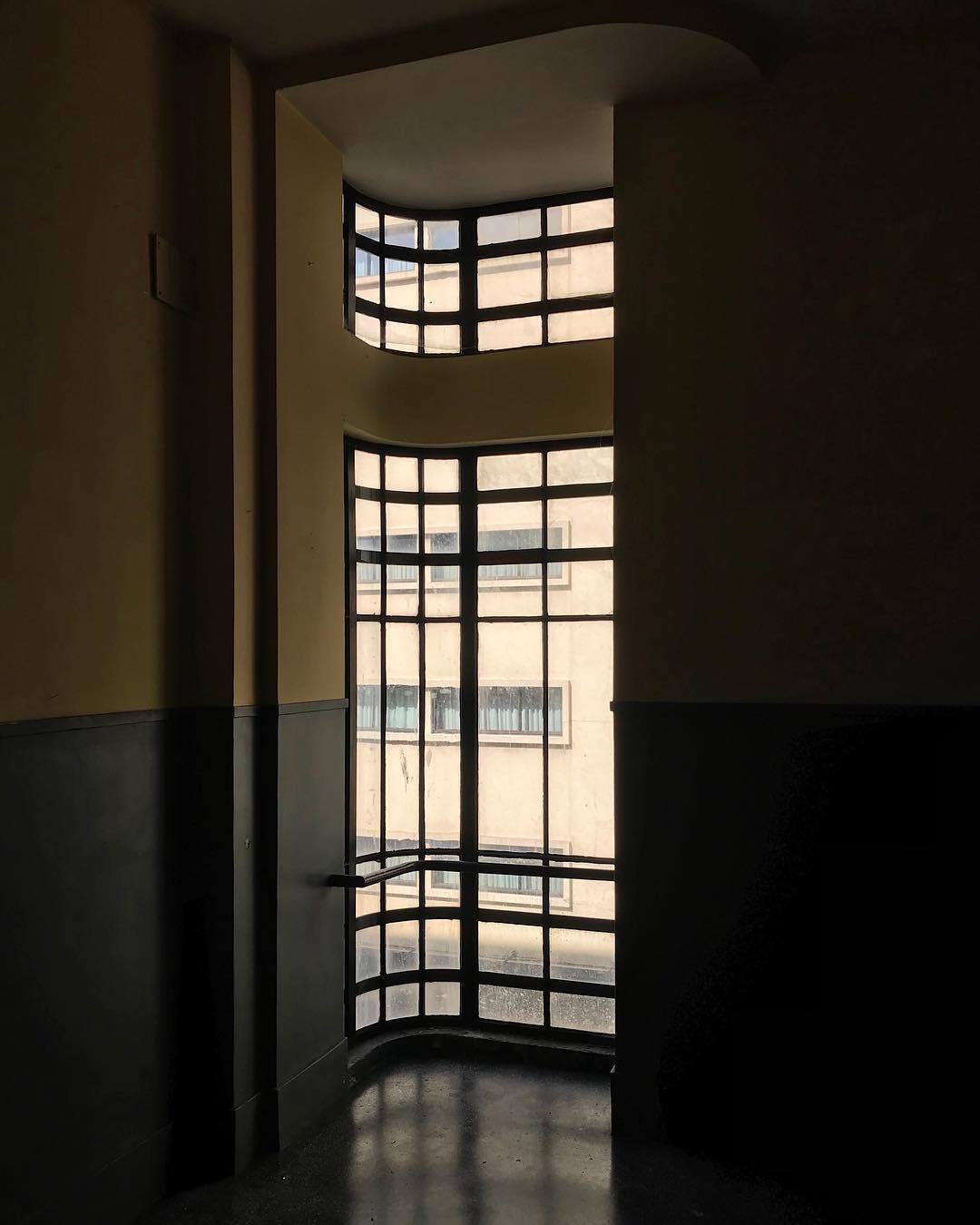 Archillect ID 386236