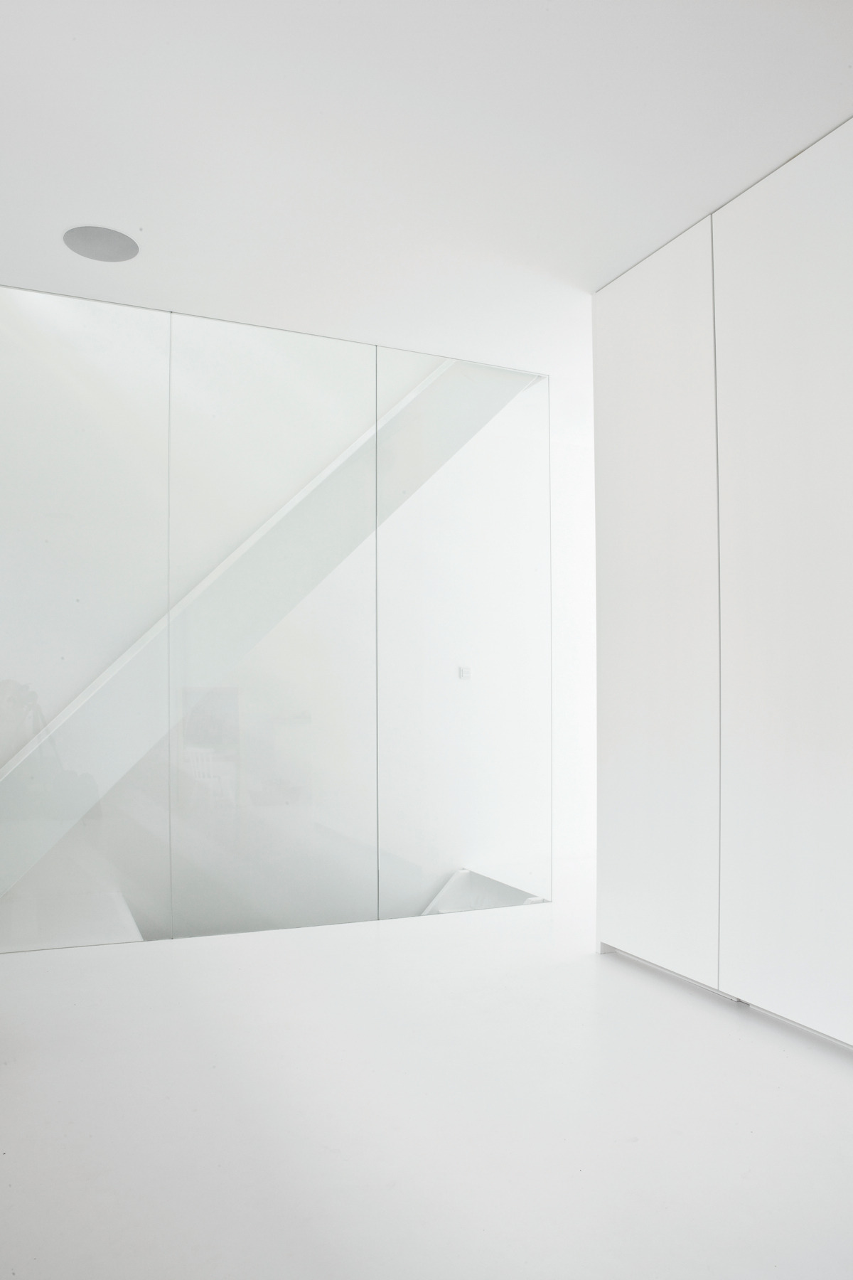 Archillect ID 386312