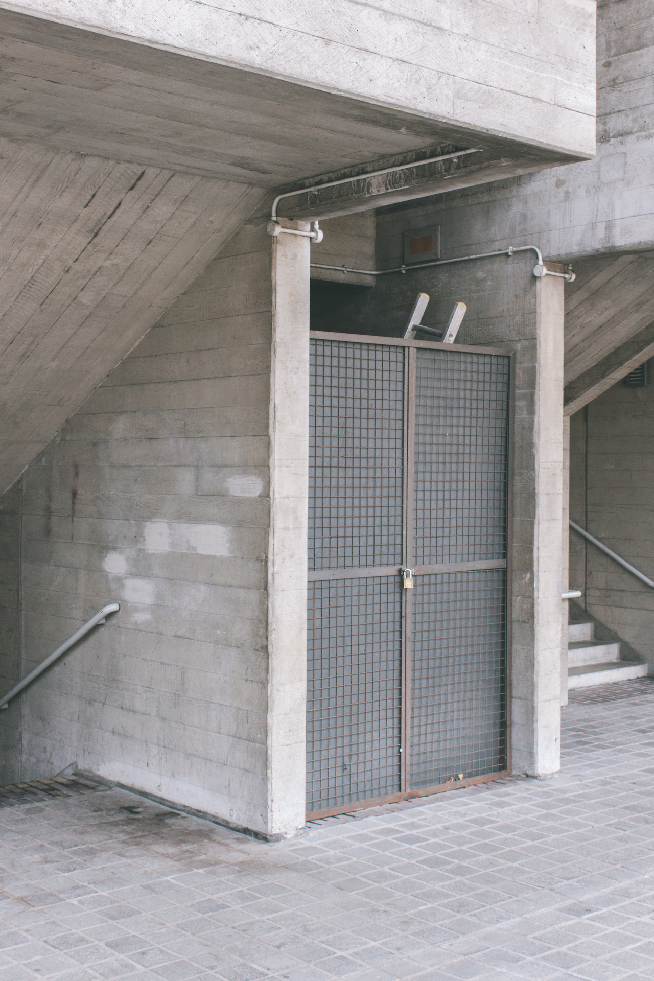 Archillect ID 386328