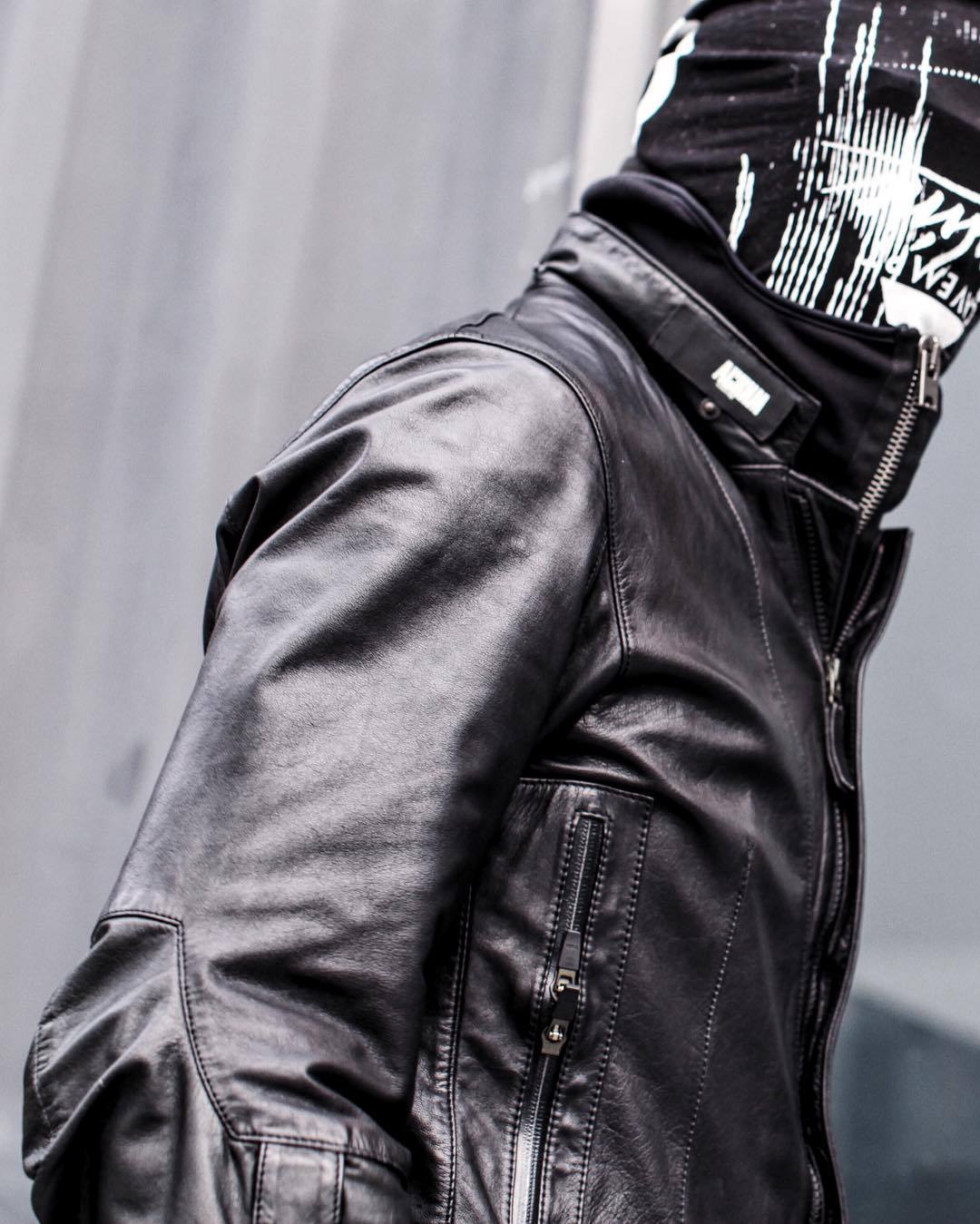 Archillect ID 386439