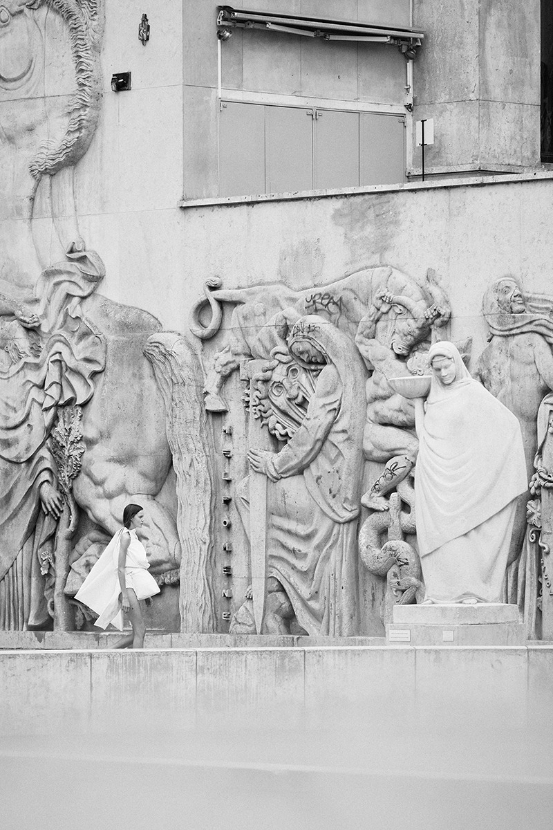 Archillect ID 386451