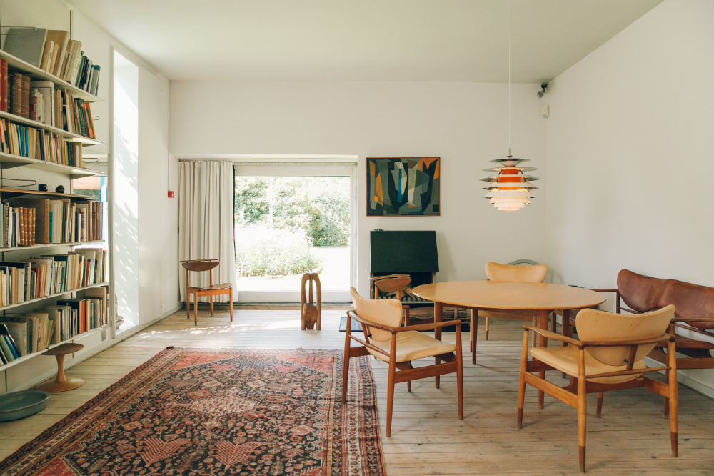 Archillect ID 386508