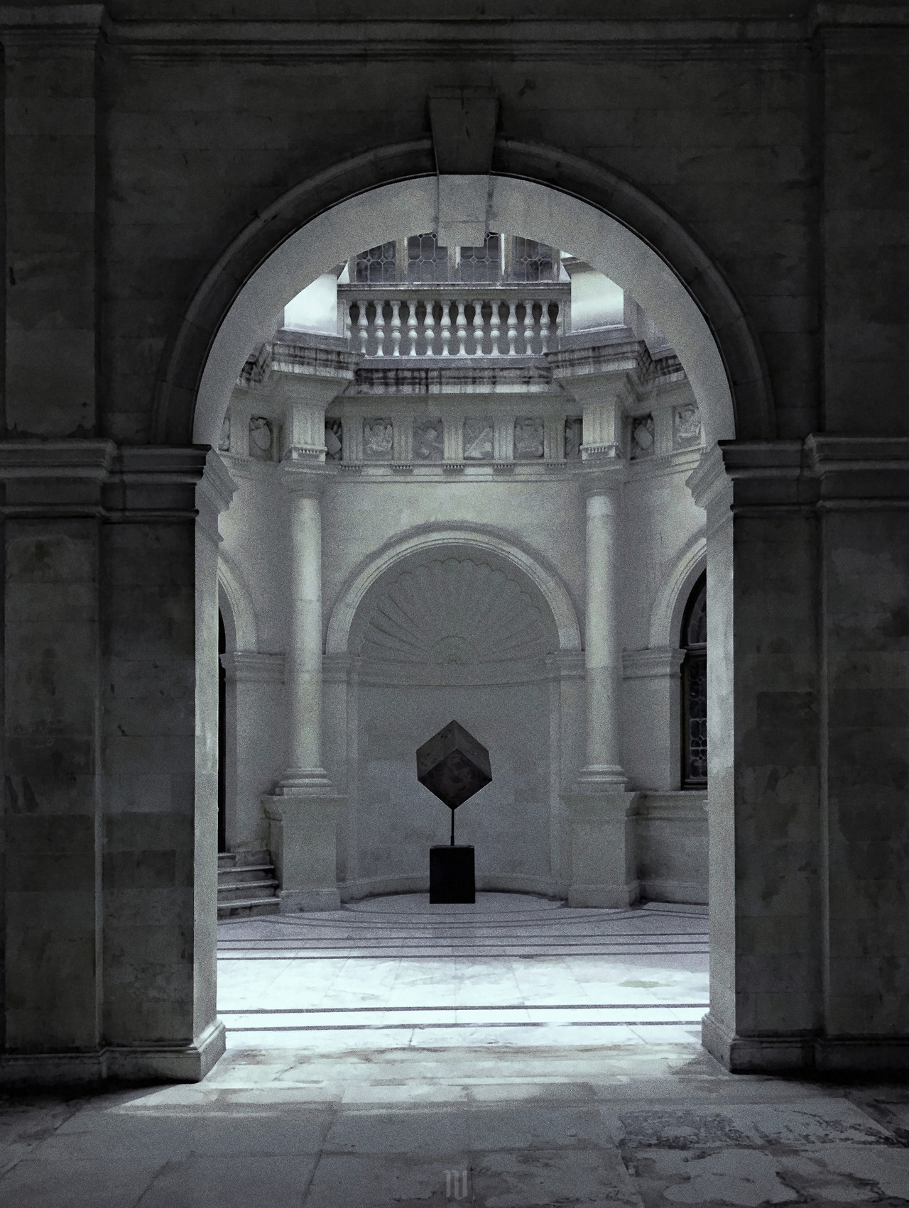 Archillect ID 386533