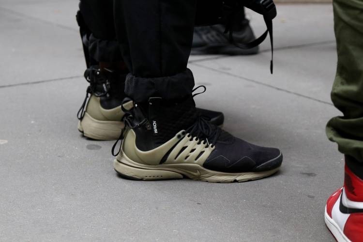 Archillect ID 386571