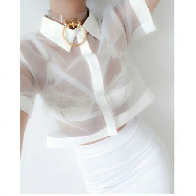 Archillect ID 386617