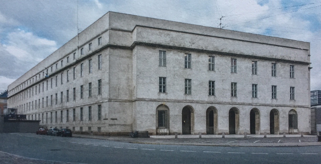 Archillect ID 386623