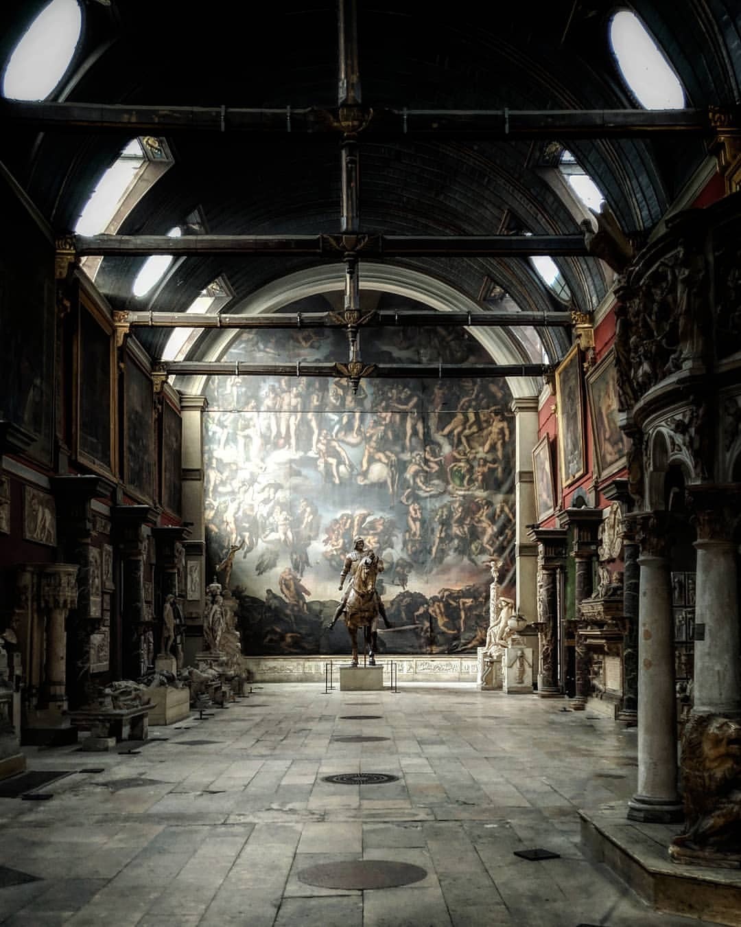 Archillect ID 386645