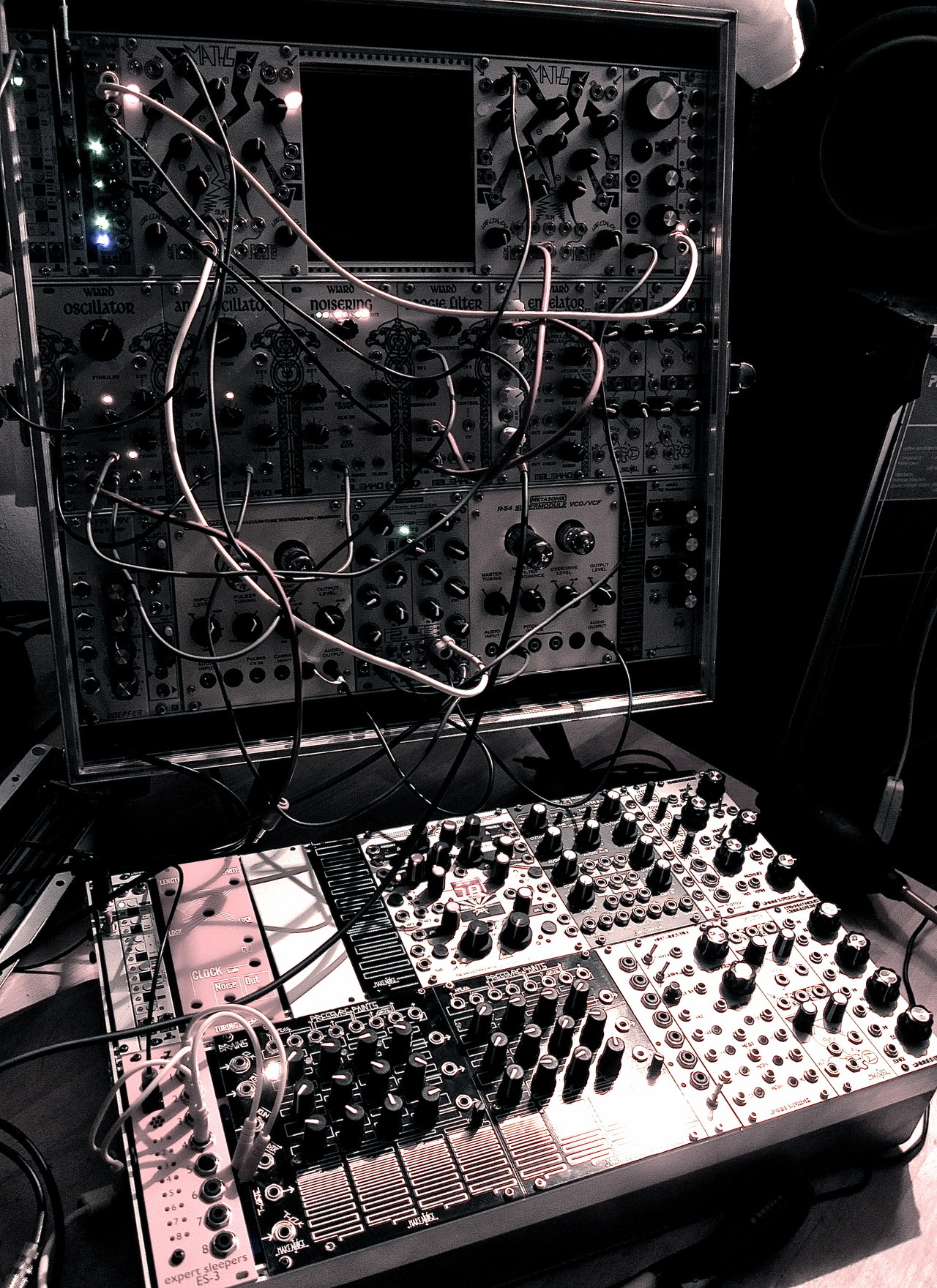 Archillect ID 386696