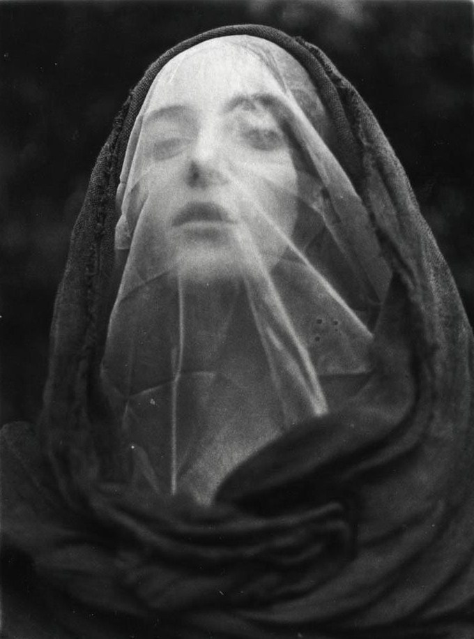 Archillect ID 386708