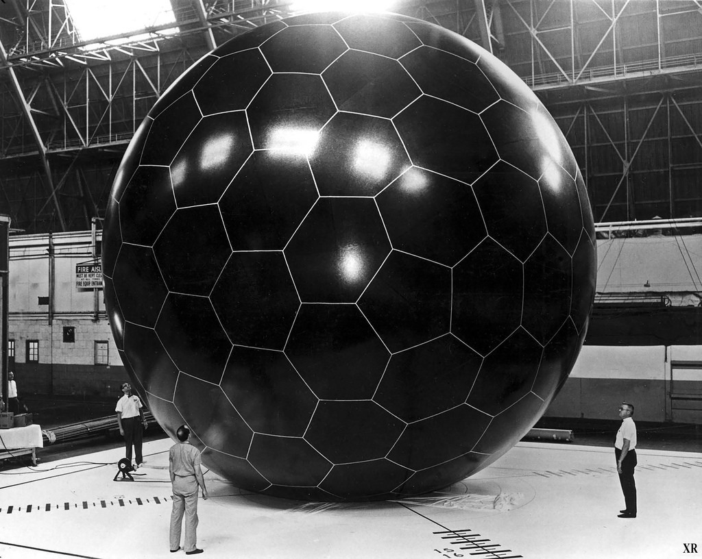 Archillect ID 386939