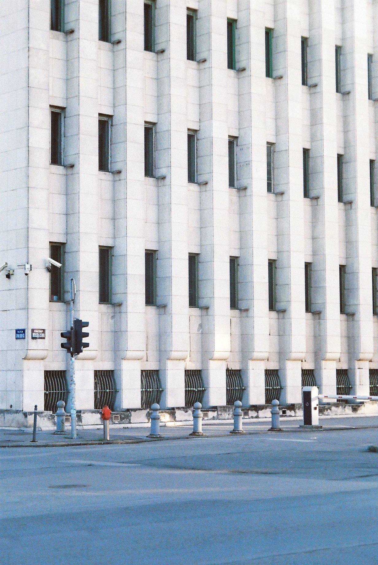 Archillect ID 386948