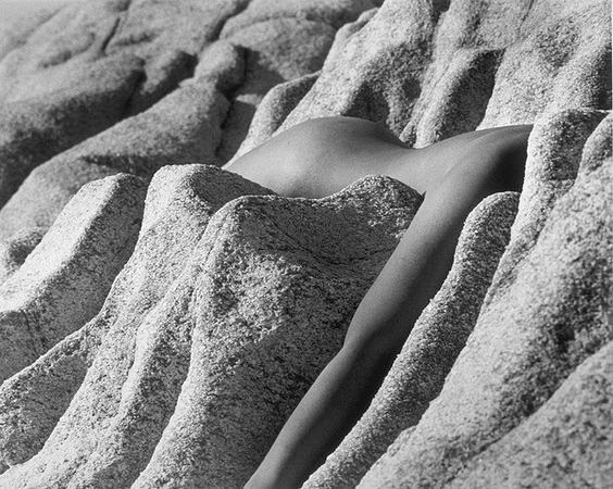 Archillect ID 387043