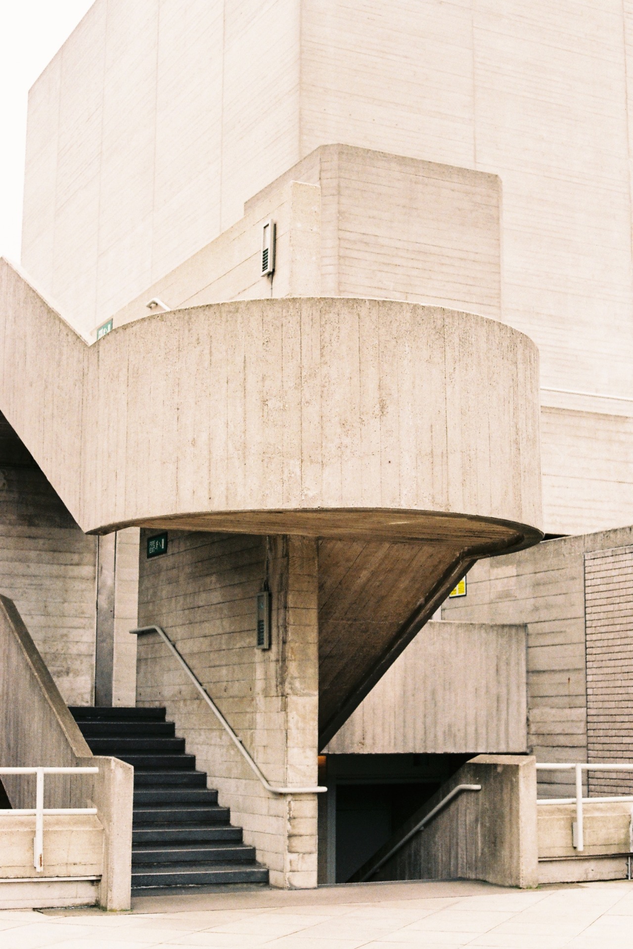 Archillect ID 387097