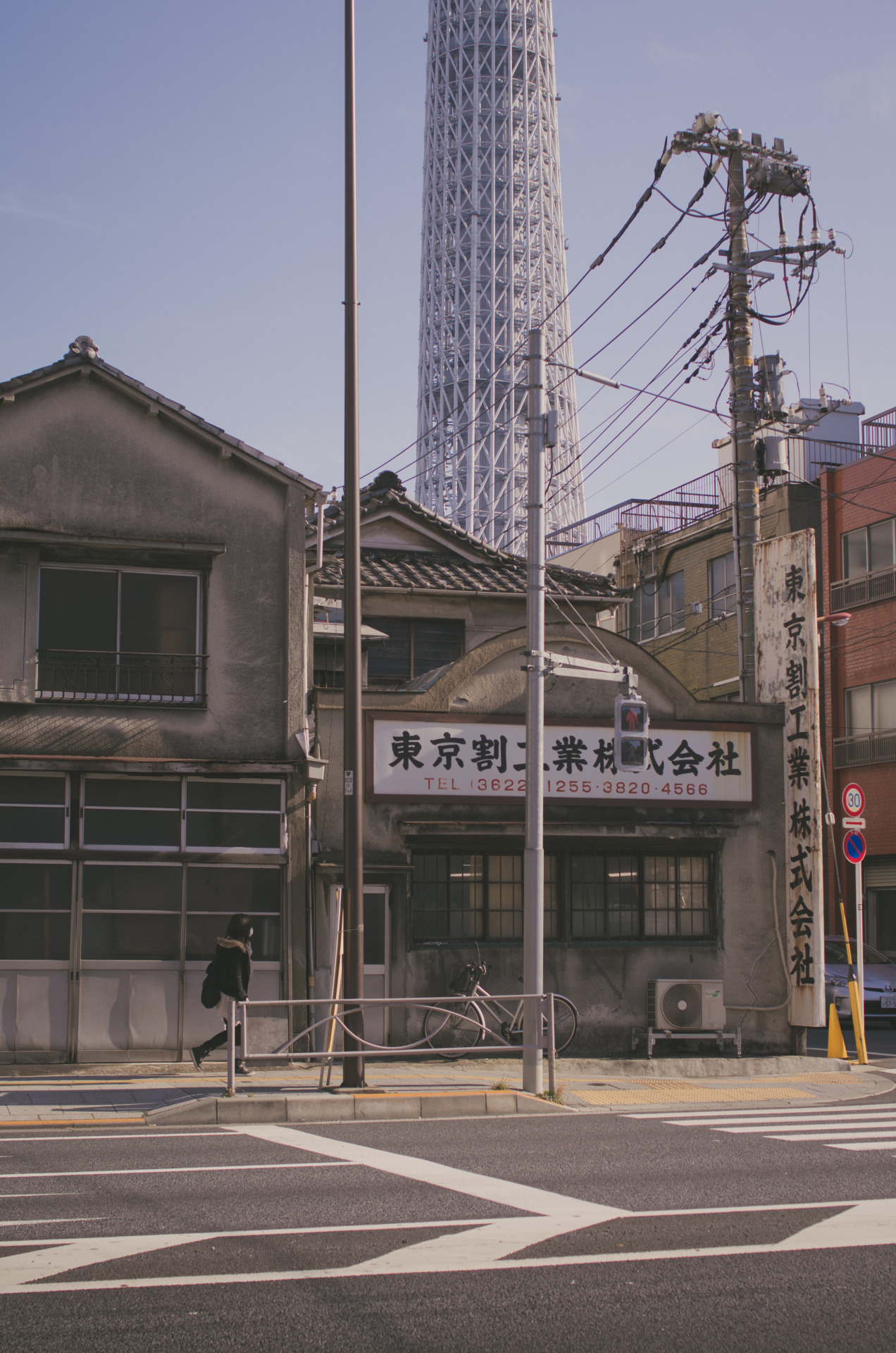 Archillect ID 387107