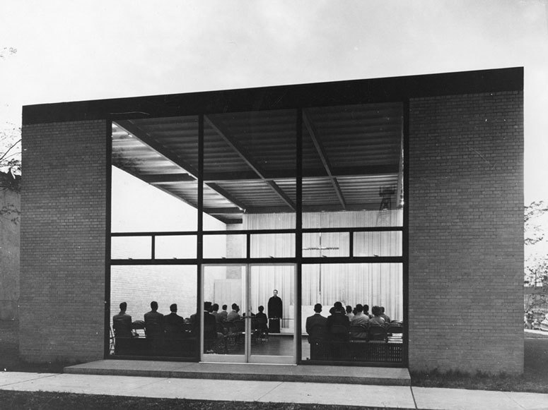 Archillect ID 387190