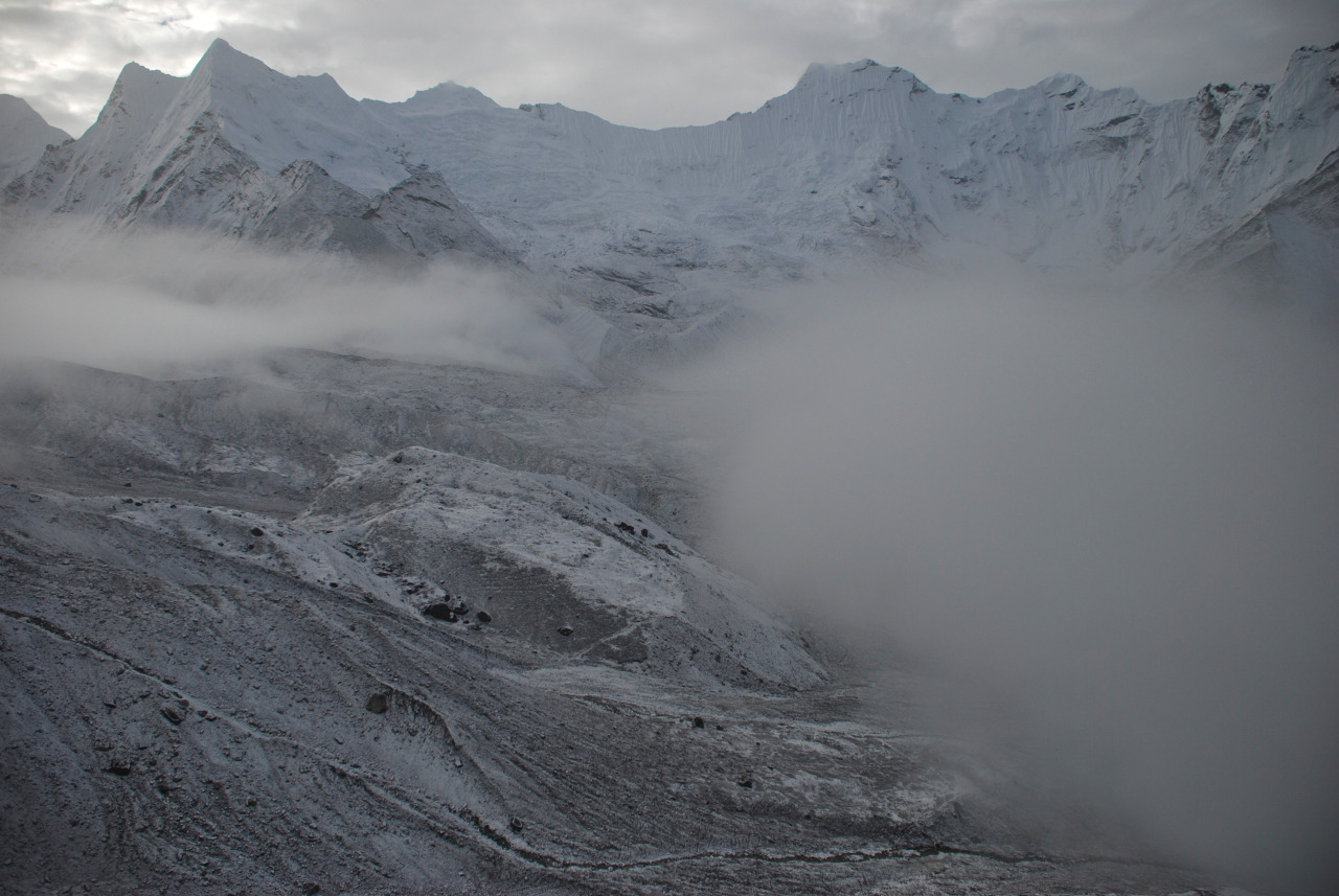 Archillect ID 387204