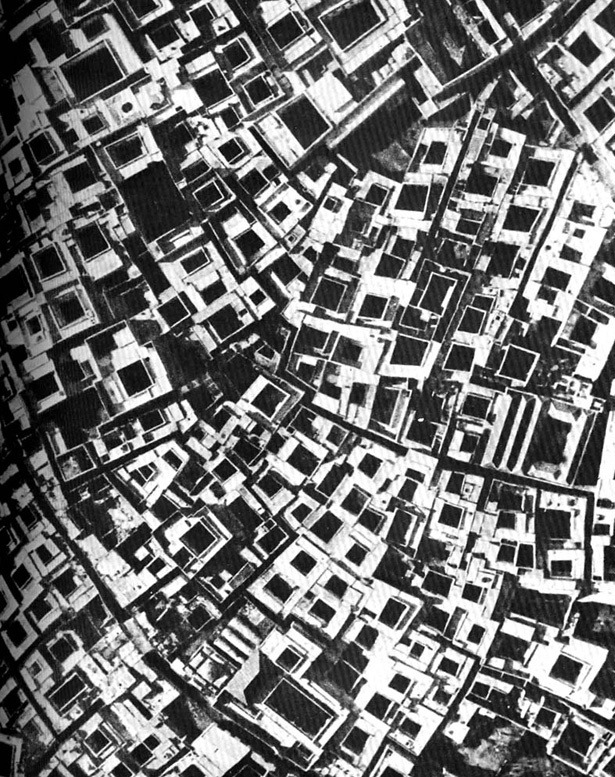 Archillect ID 387276