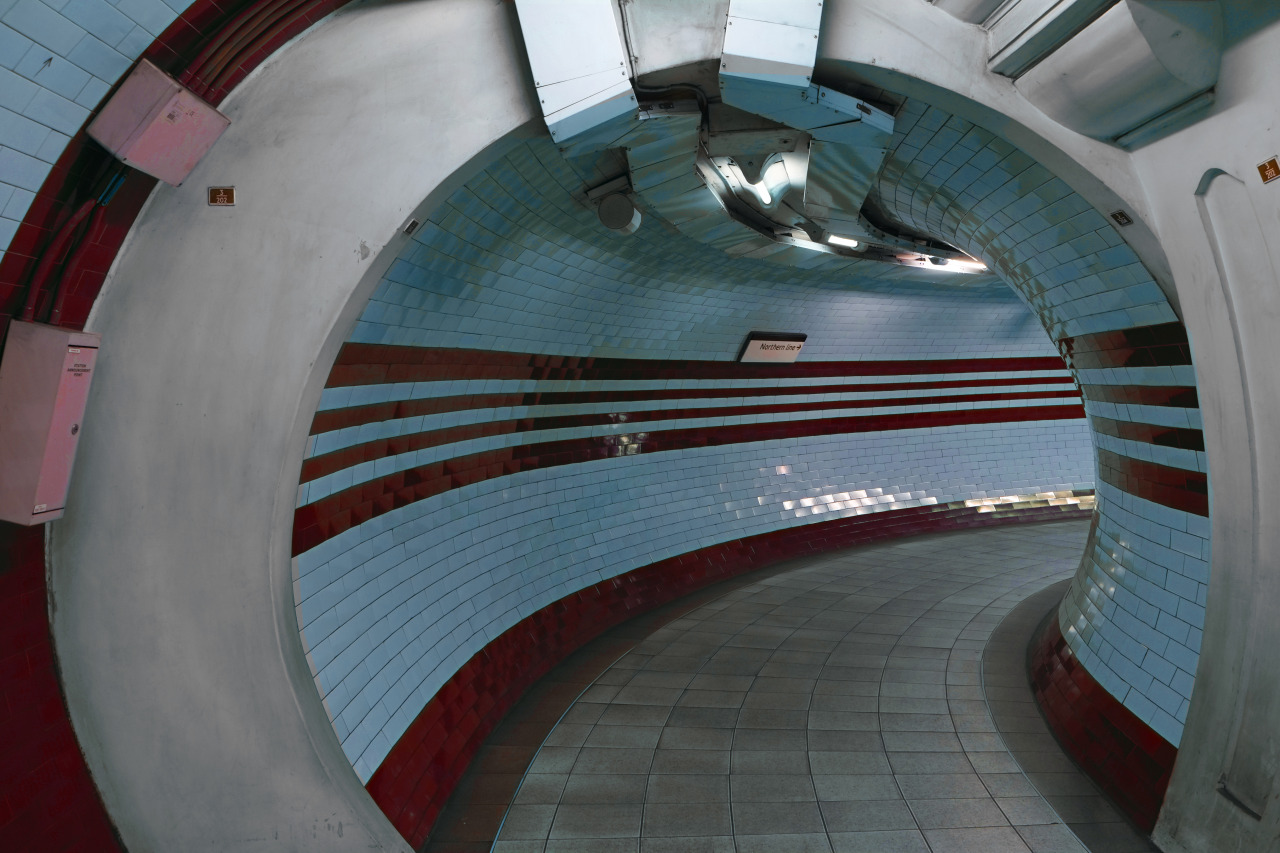 Archillect ID 387351