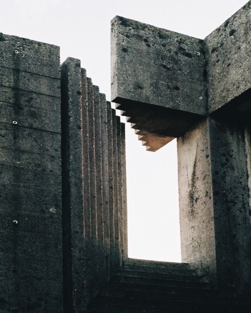 Archillect ID 387357