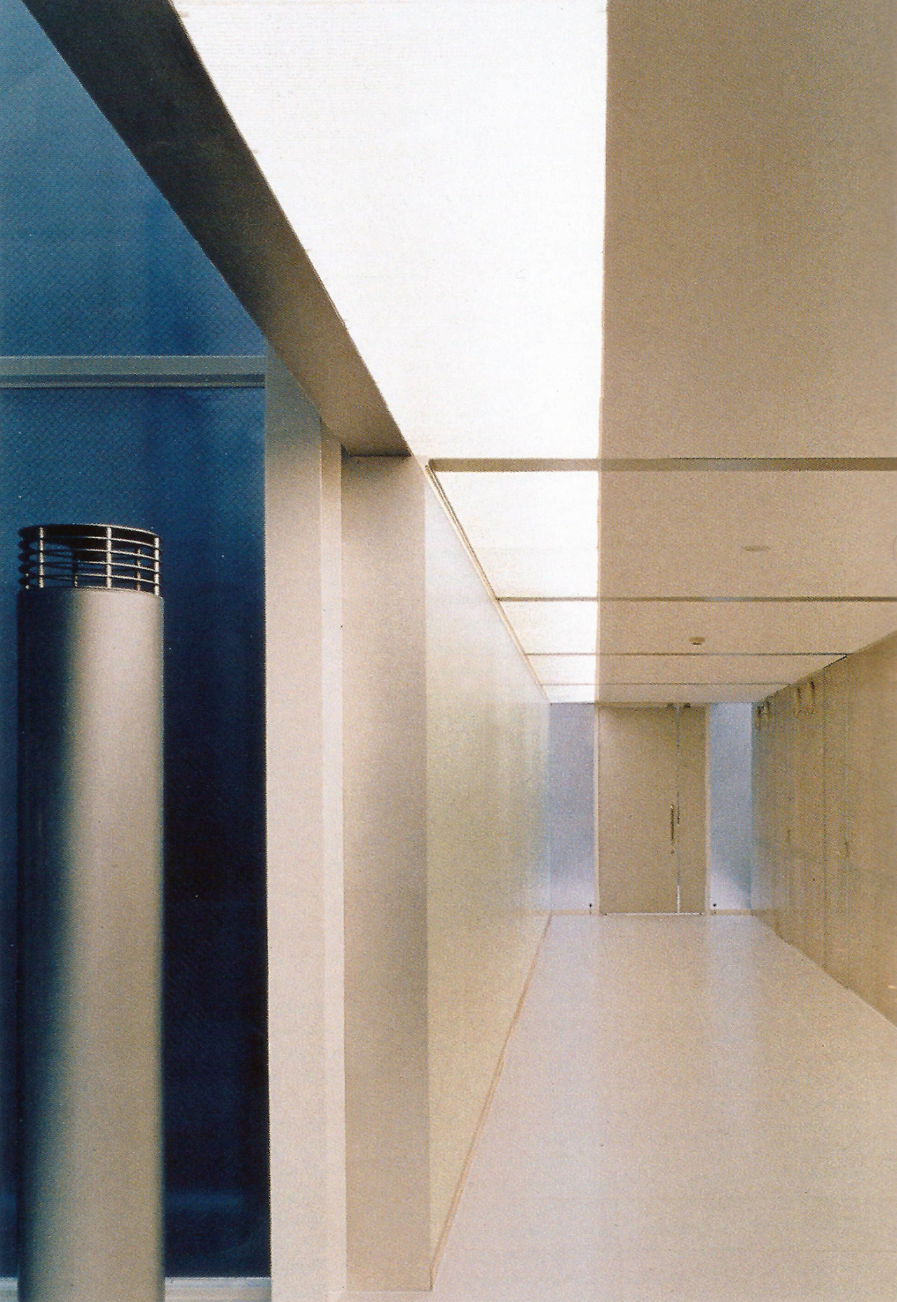 Archillect ID 387362