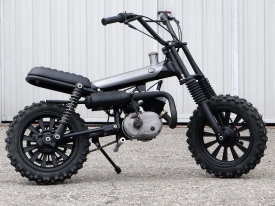 Archillect ID 387375