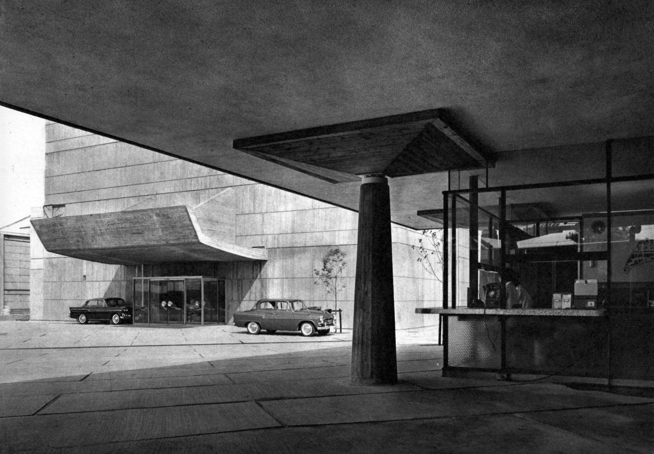 Archillect ID 387481