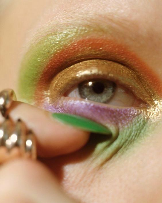 Archillect ID 387487