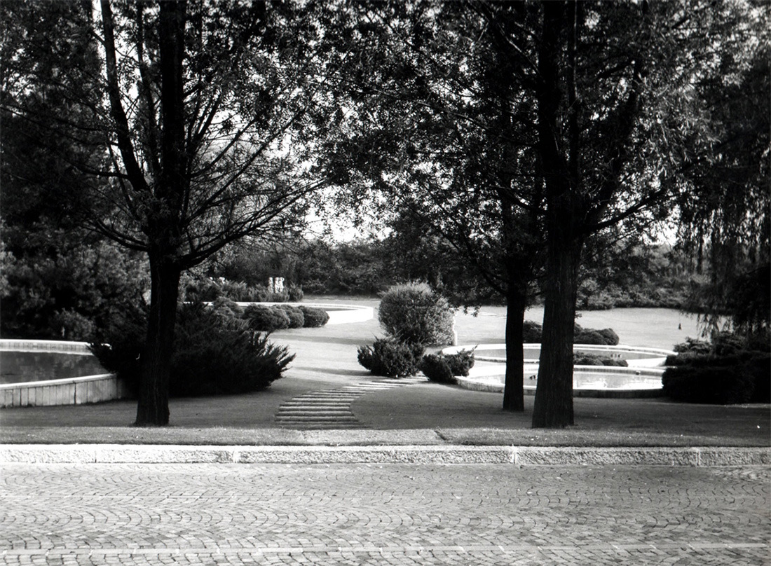 Archillect ID 387503