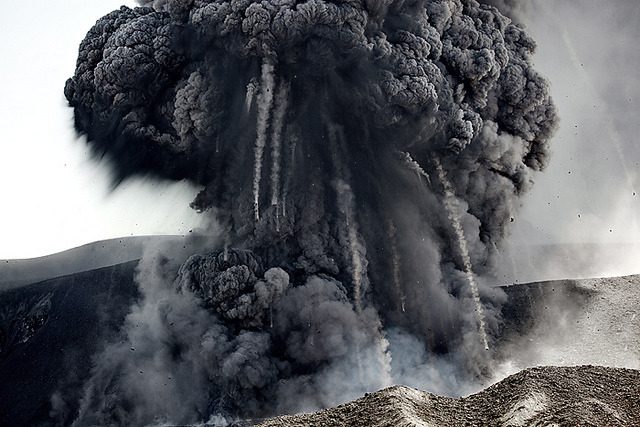 Archillect ID 387599