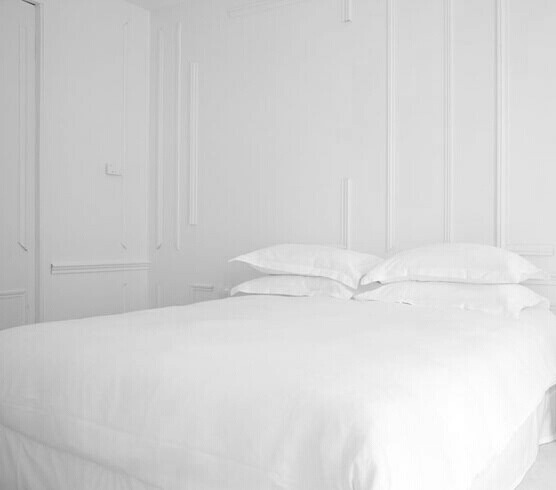 Archillect ID 387603