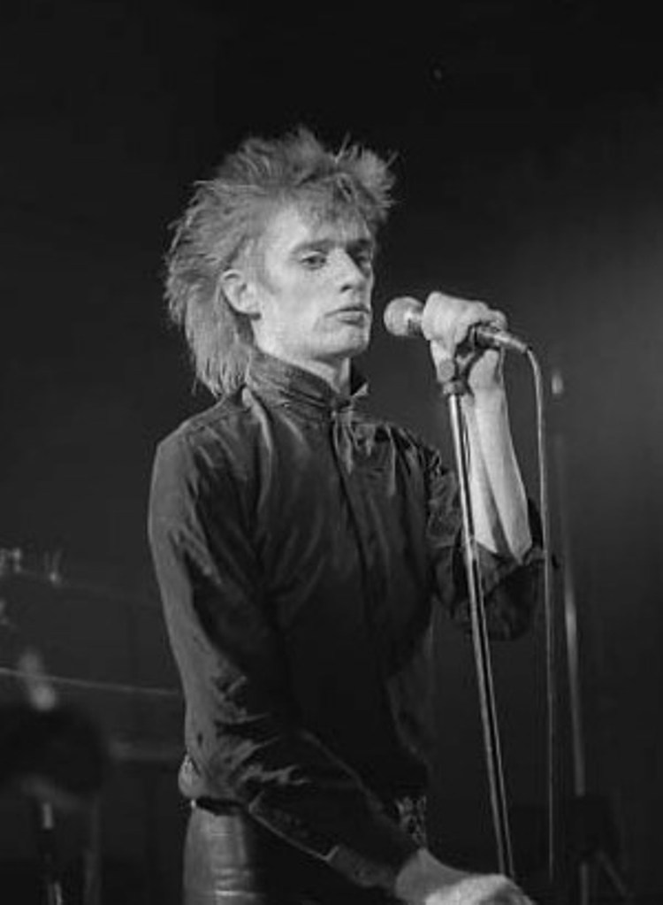 Archillect ID 387670