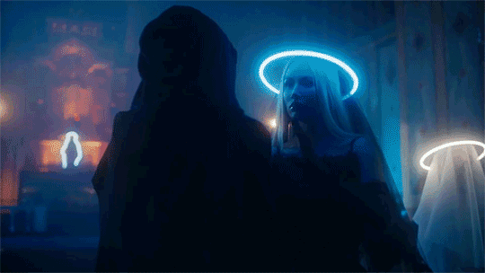 Archillect ID 387701