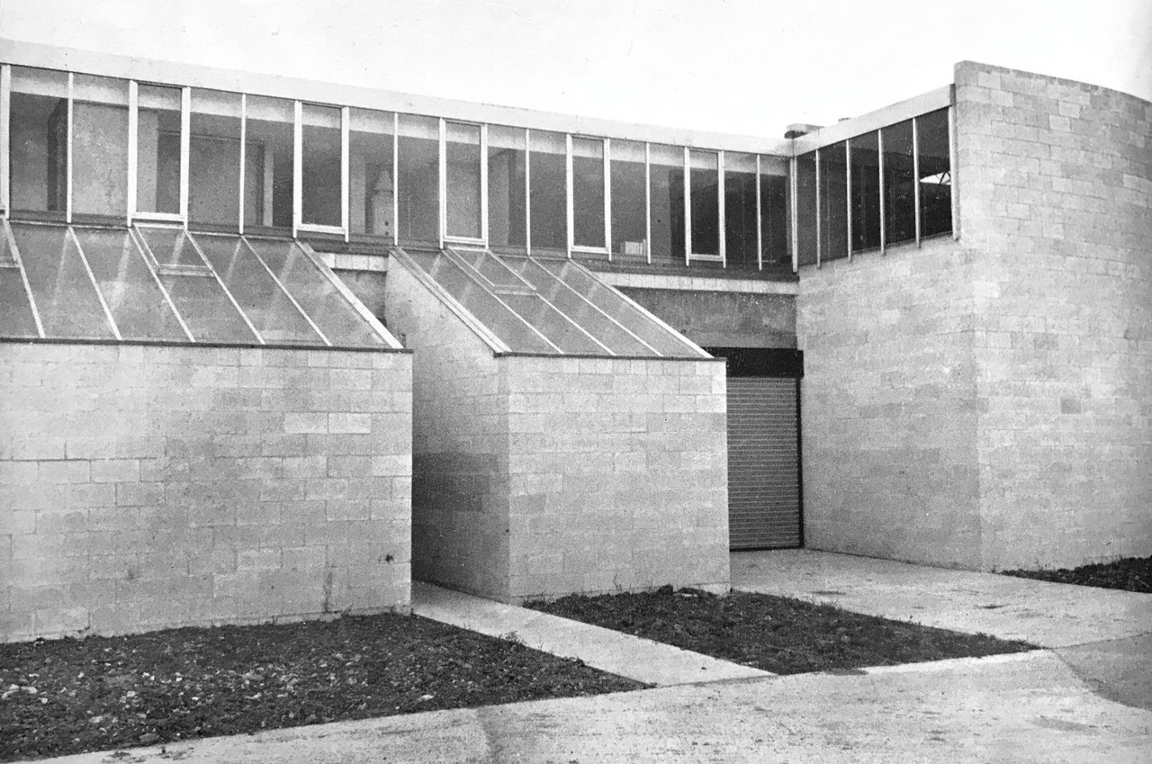 Archillect ID 387715