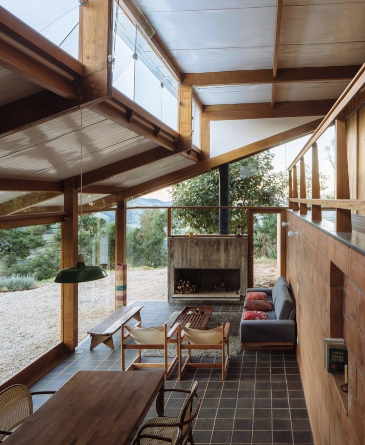 Archillect ID 387745