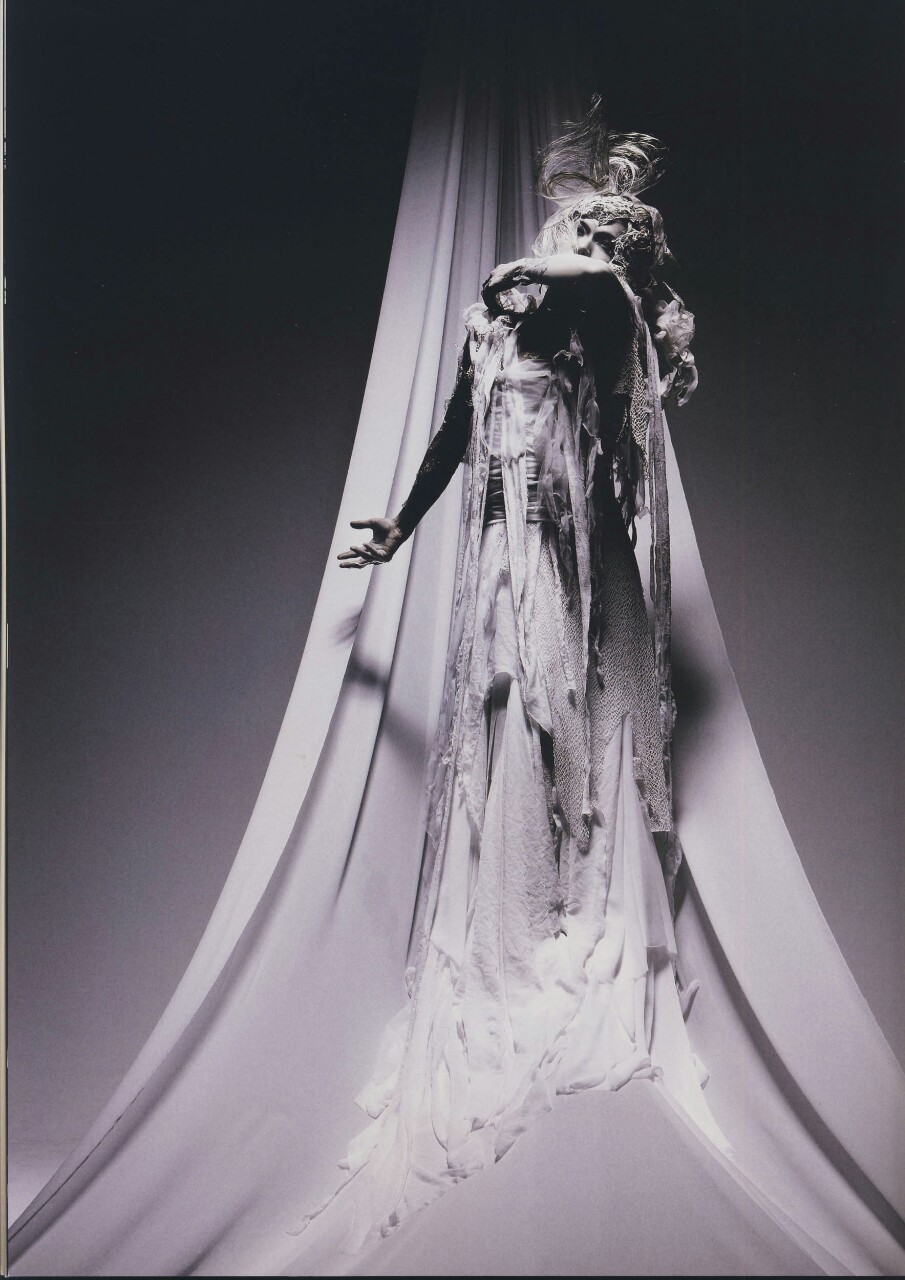 Archillect ID 387797