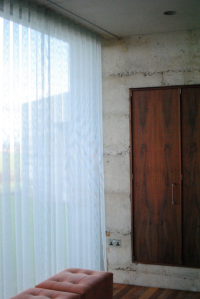 Archillect ID 387823