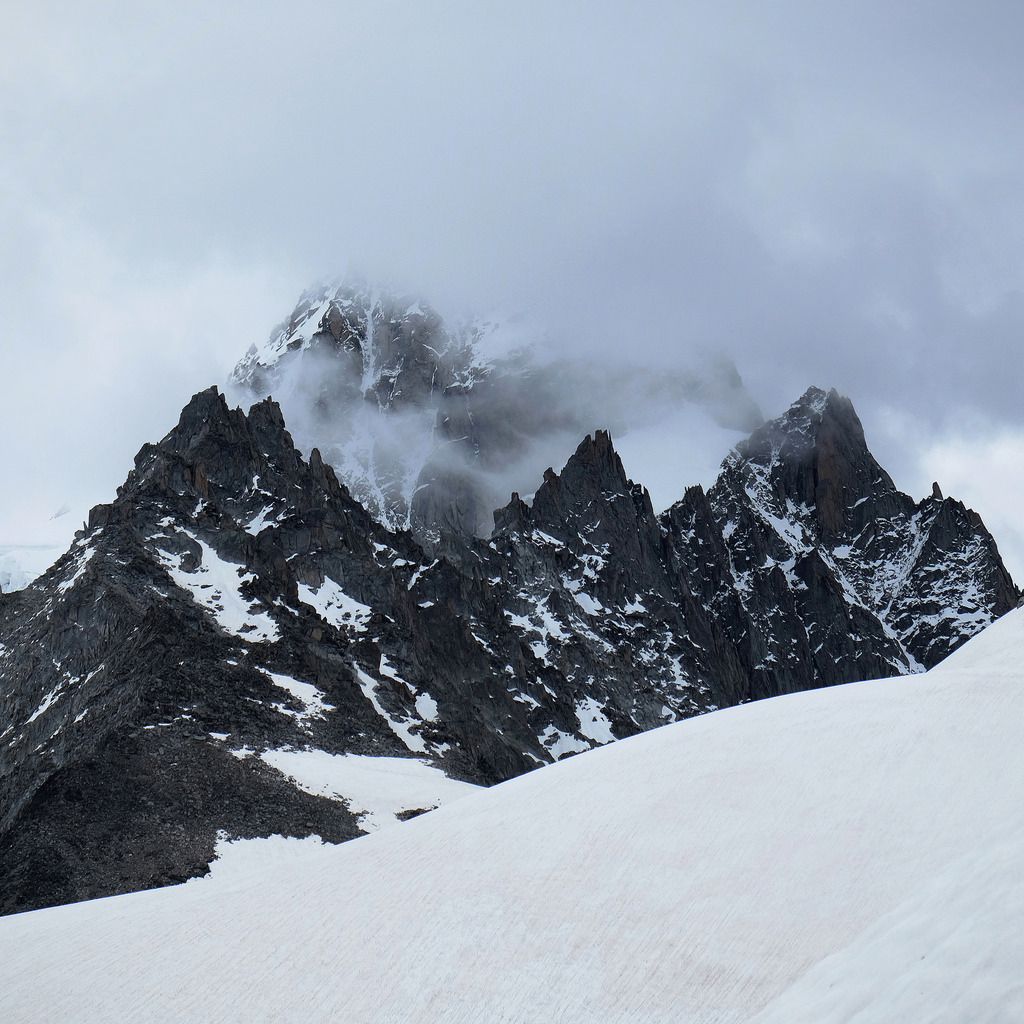 Archillect ID 387826